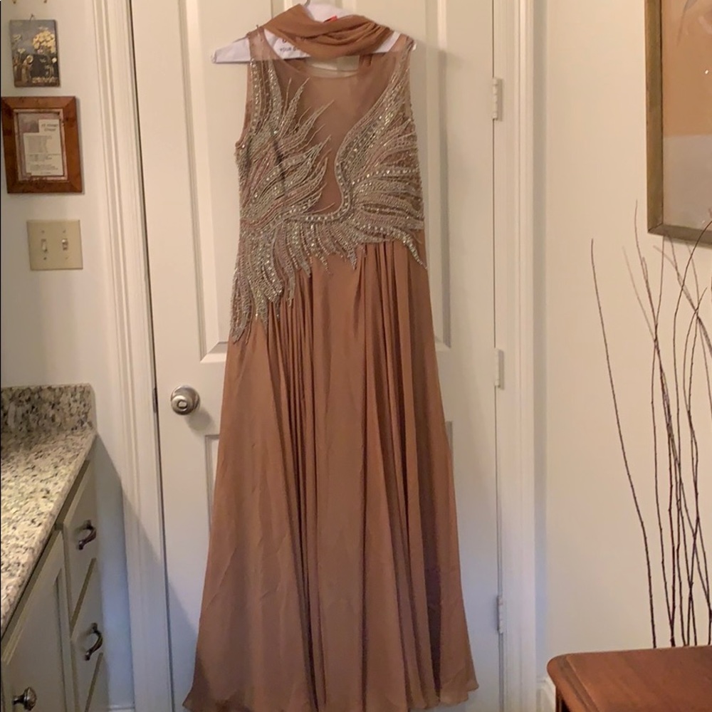 Long cocktail dress/ball gown/mother-of-the-bride